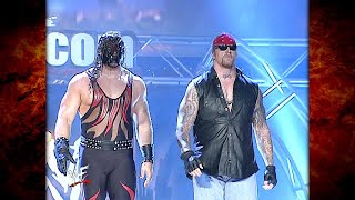 The Undertaker & Kane Scare Off Stone Cold & Triple H From A Savage Attack On Team Extreme! 4/16/01