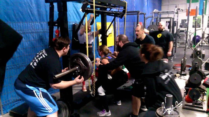 Shannon Larsen squatting at QuestPTS
