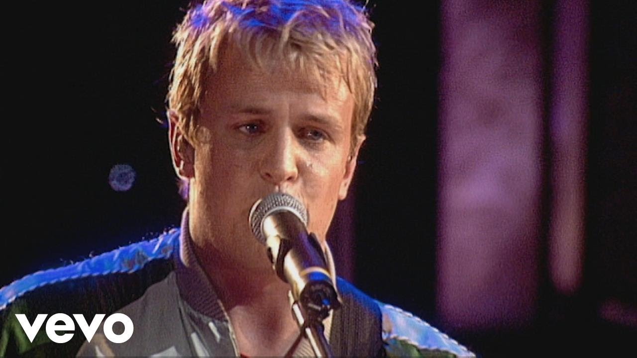 Westlife - Queen of My Heart (Live From M.E.N. Arena)