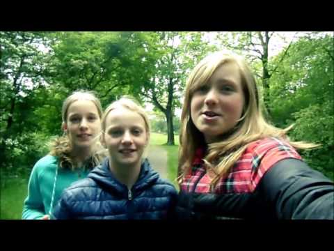 Iemand Met Masker En Achtervolgd??!!