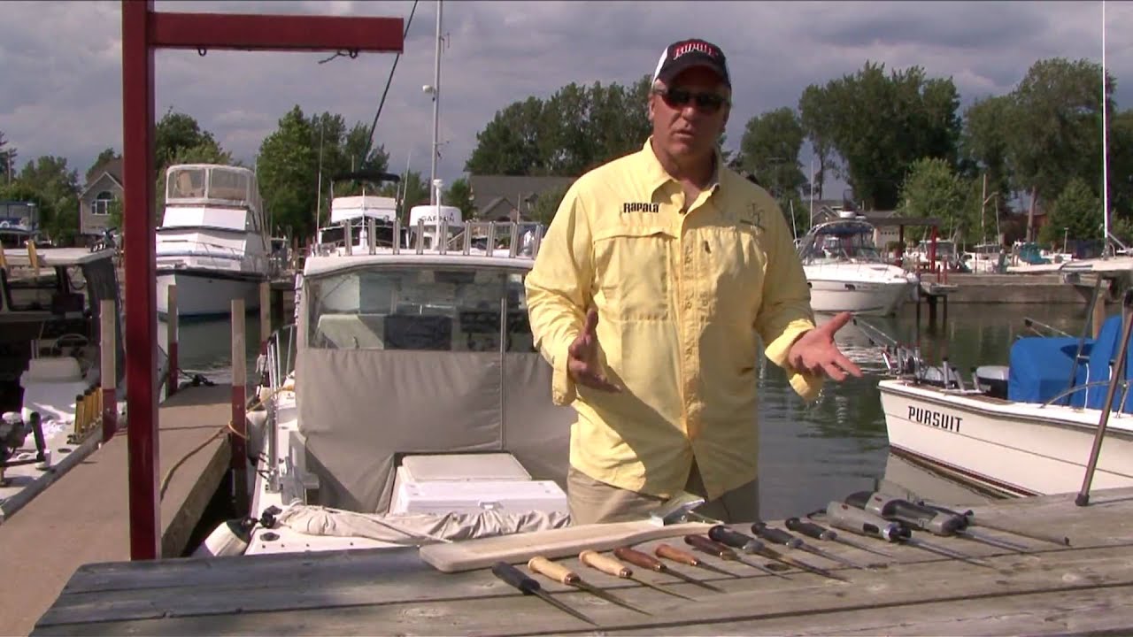 Choosing the Right Knife for Filleting Fish 