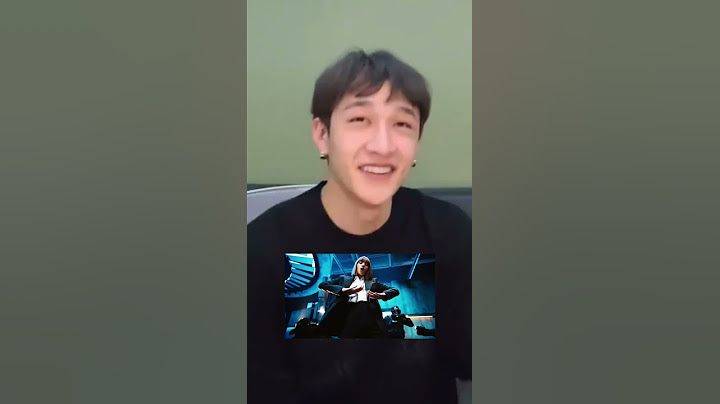 bang chan reacting to lisa rapping