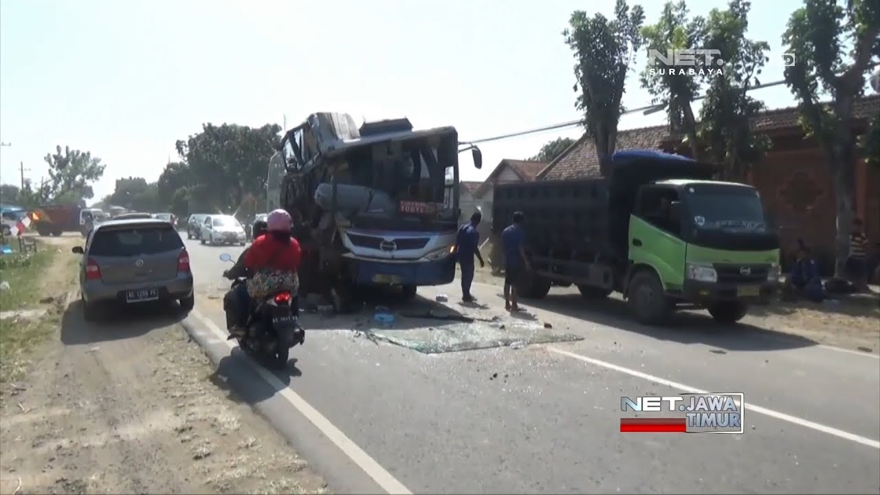 NET JATIM 2 BUS  DAN  1 TRUK  TERLIBAT KECELAKAAN YouTube