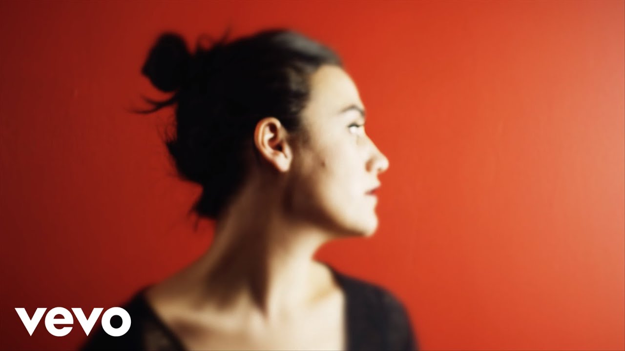 Nadine Shah - To Be A Young Man acordes