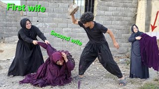 Download lagu 😱 The First Wife’s Dress Caused a Huge Fight; Her Brother Confronted the Second Wife!
