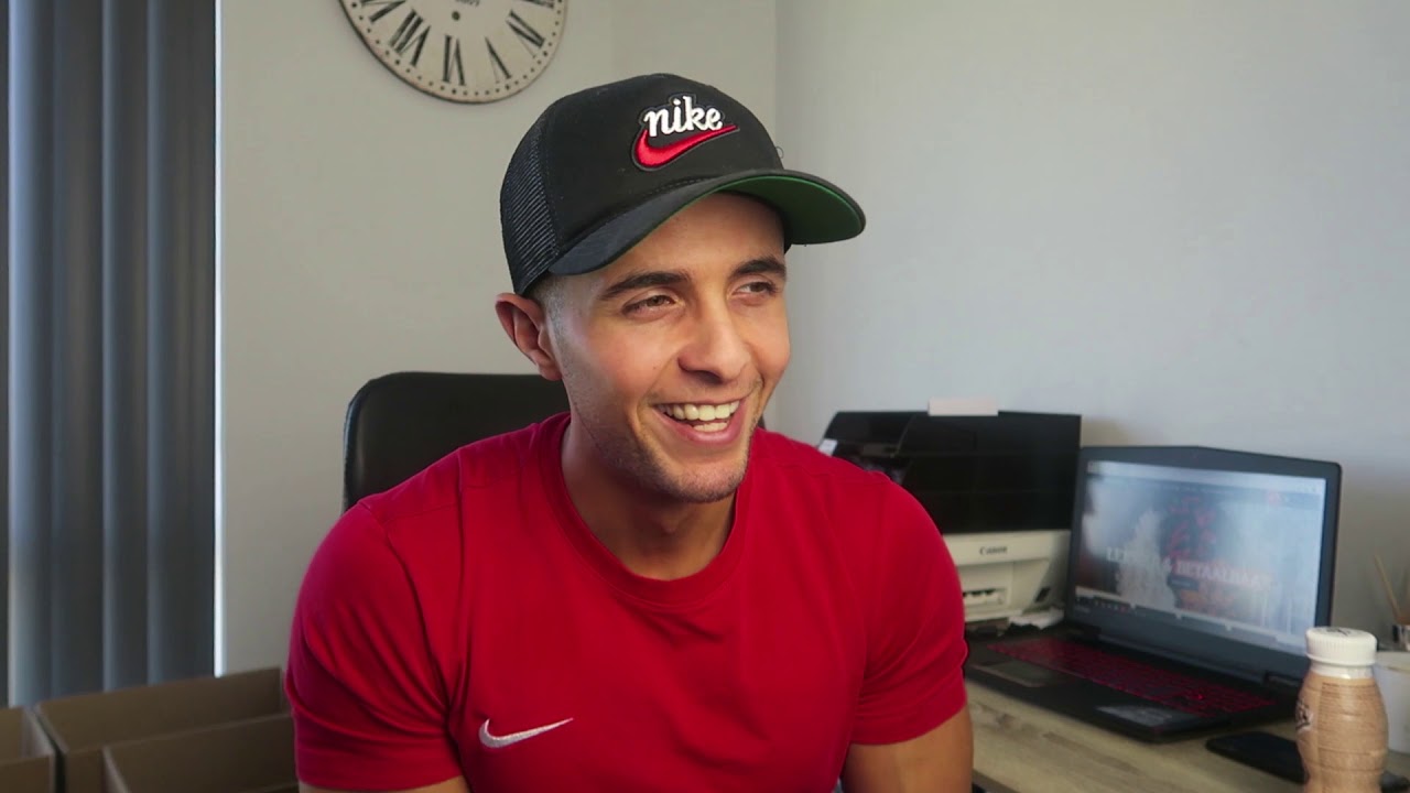 Waarom ik een tijdje niets van me heb laten horen.. - YouTube