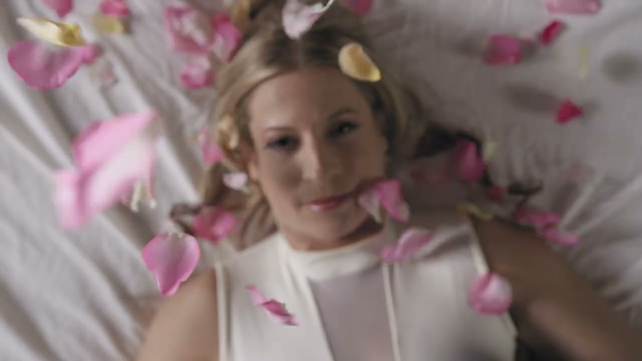 - Pointe: Dancing on a Knife's Edge- Trailer