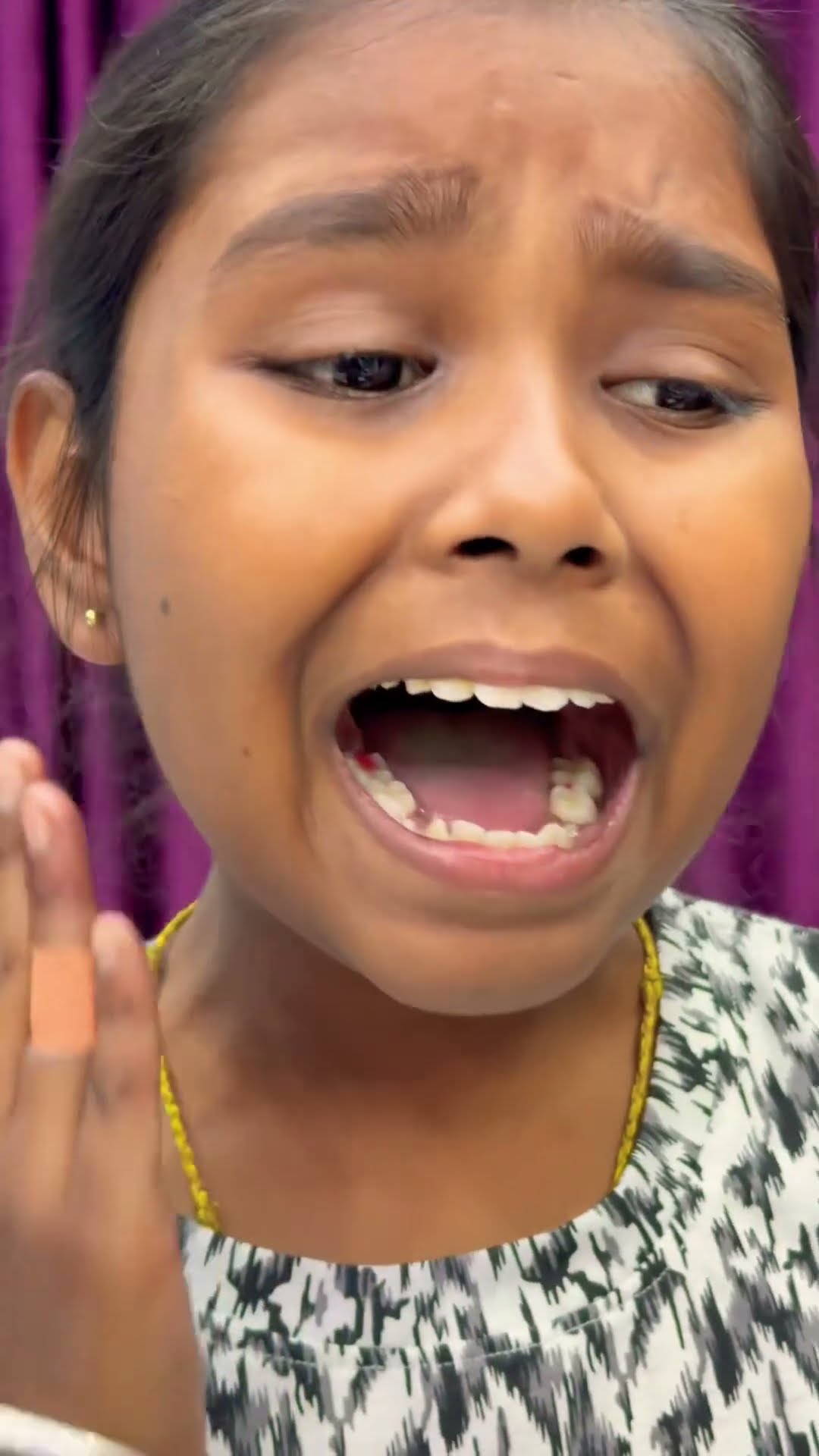 मम्मी पापा रो रहें है ? #family #funny #avanishkumarverma