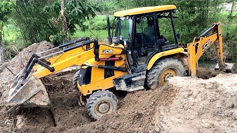 Extra Location Work JCB, JCB Making A Diversion, JCB Working Road Construction