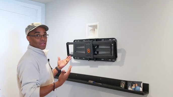 How To Hide Cords And Plugs On Wall Mounted TVs - ECHOGEAR