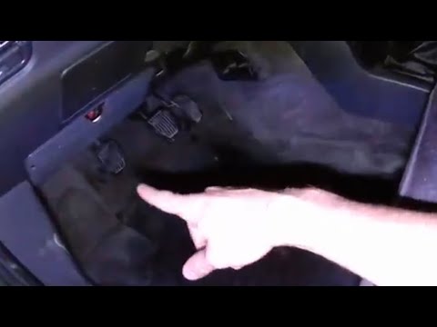Videó: Hogyan lehet eltávolítani a kuplungot a Dodge ventilátorról?