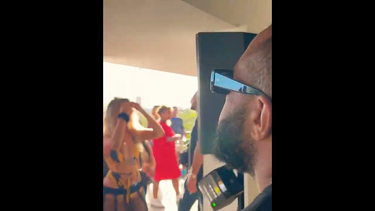 DJ "Carnage" Live At 10:00 AM private villa Party|| SXM Festival