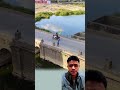 يترقب الظل وبات مرتبك هناك        