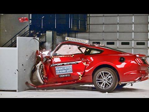 Ford Mustang (2016) Crash Test