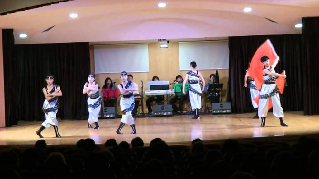 Chinese folkloric dance: 我武維揚 The Triumph of Warriors' Spirits folcloristico sinonimo