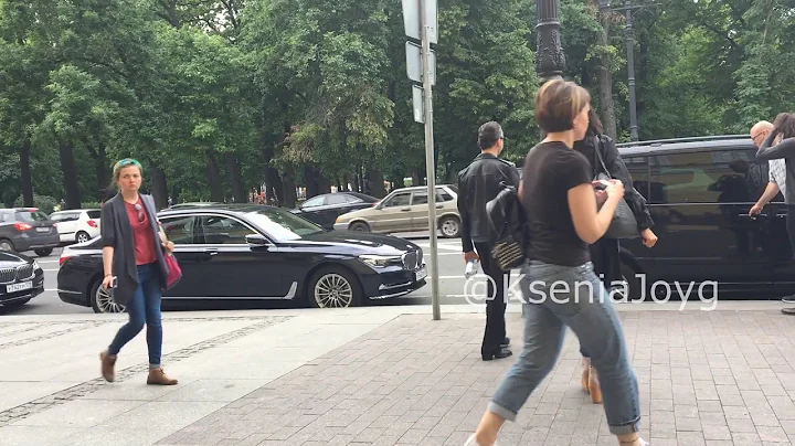 Dave Gahan left the hotel with family 11.07.2017 S...