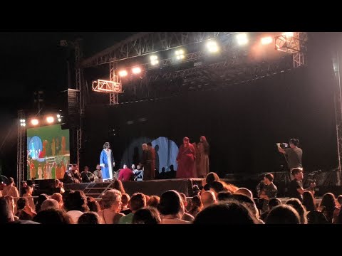 Encenação da Paixão de Cristo . ETEC Jacareí 2026. Parte 1