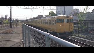 山陽本線　普通列車115系A-17編成　鴨方駅に到着