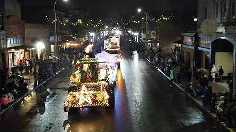 Lighted Tractor Parade 2021 with Deck the Halls - Centralia, WA