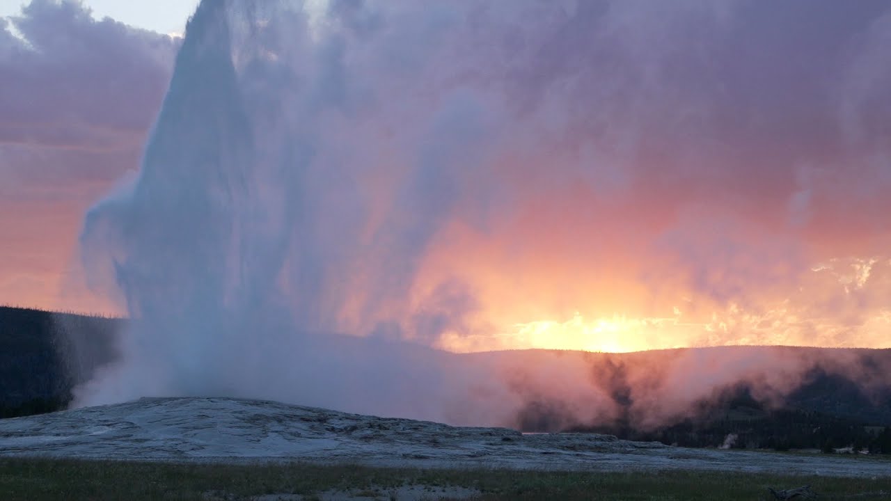 yvid-iUdXmjHmizVq-yvid-Yellowstone National Park