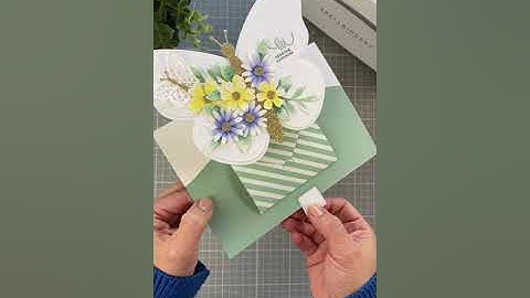 Large Butterfly Pull 