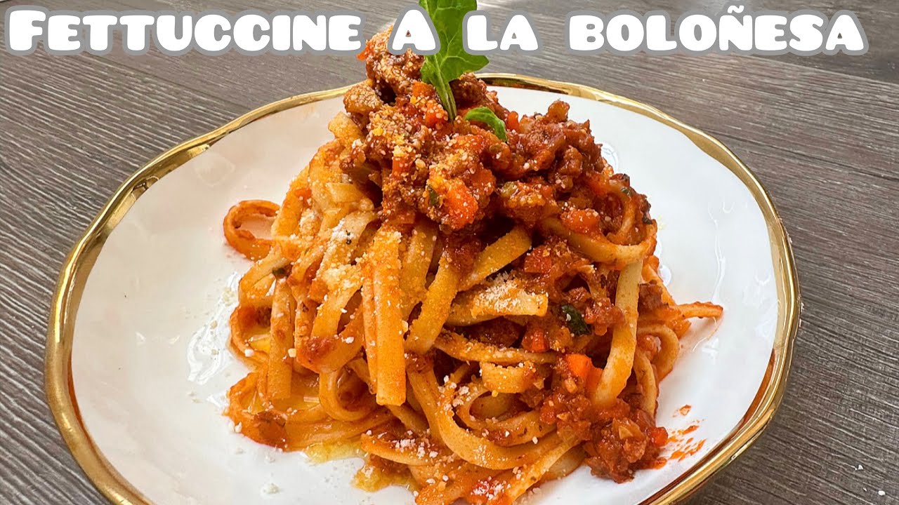 🇵🇪FETTUCCINE A LA BOLOÑESA pasta roja en salsa de carne / chef Rodrigo