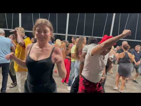 Salsa Social Dance At Isla Salsa Mondays Montreal With Samcruz Jana Tippi Others Salsadancing