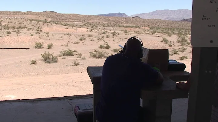 Roger Sweet shoots 1000 yards! Long range gun