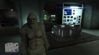 GTA Online Arcade Tour | Diamond Casino Heist Collectibles & Full Garage screenshot 3