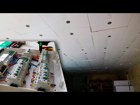 Видео: ✔️Утепление потолка. Новый электрощит.