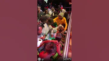 girls grinding on thika nightb clubs #usherati #nairobi  #sherehe #rombosa #rombosewa