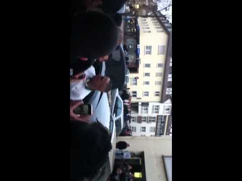 Autogrammstunde von Celo & Abdi (in Hanau)