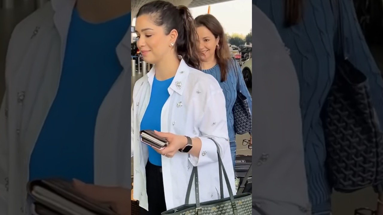 Sara Tendulkar And Anjali Tendulkar Spotted At Airport Throwback