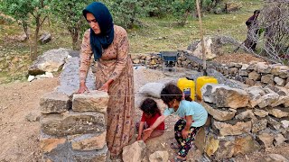 Download Lagu Het leven van een dakloos gezin en een hartverscheurend incident dat het kind overkwam MP3