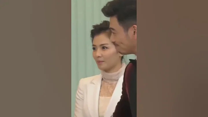 气质女神刘涛，魅力十足，岁月从不败美人，你们喜欢她么？#胡歌 #刘涛 #欢乐颂 #欢乐颂3 - 天天要闻