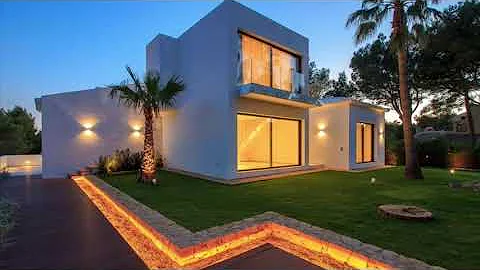 New Contemporary Property On The Market in Altea Spain