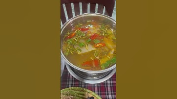 Cá lăng nấu lẩu măng chua