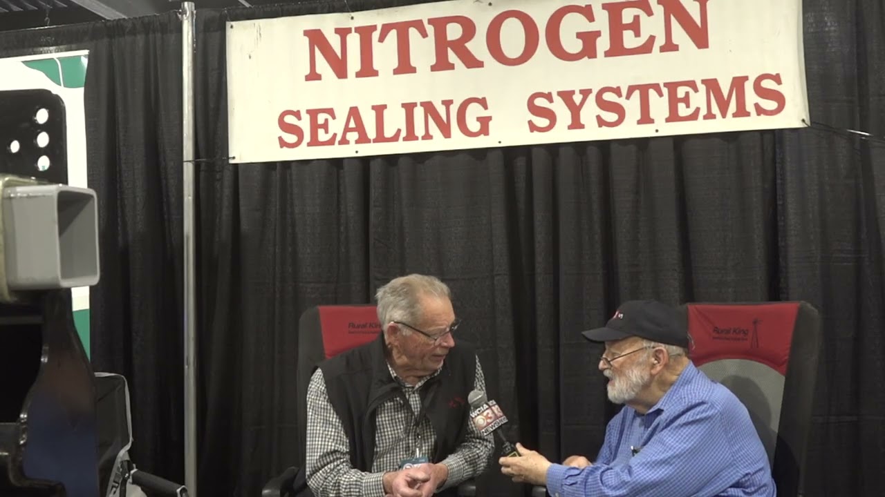 Изобретения одного фермера приносят пользу другим фермерам.