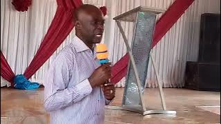 TAZAMA KANISA LA E.A.G.T GEITA MJINI WALIVYOTEGEMEZA NYUMBA YA MCHUNGAJI WAOO