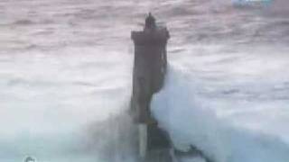 French lighthouses and VERY BIG waves during stormy weather (+ description)