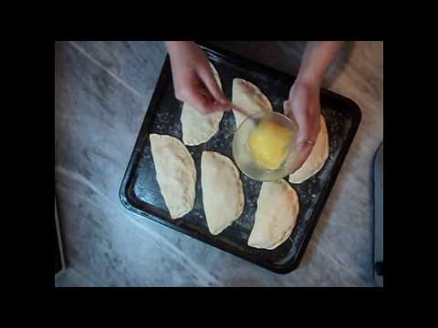 Vidéo: Soufflé Délicat Fourré Au Poulet