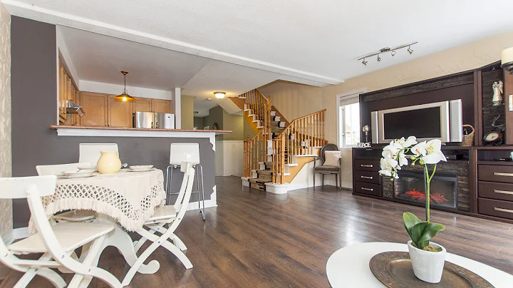156 MARYCROFT, BRAMPTON