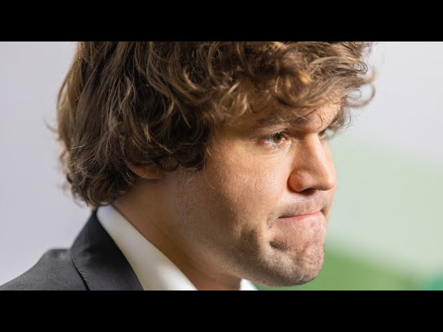 GothamChess but every day the Top Comment decides what I put on Levy's  Thumbnail - Day 2 ; Sexy Magnus Carlsen : r/AnarchyChess