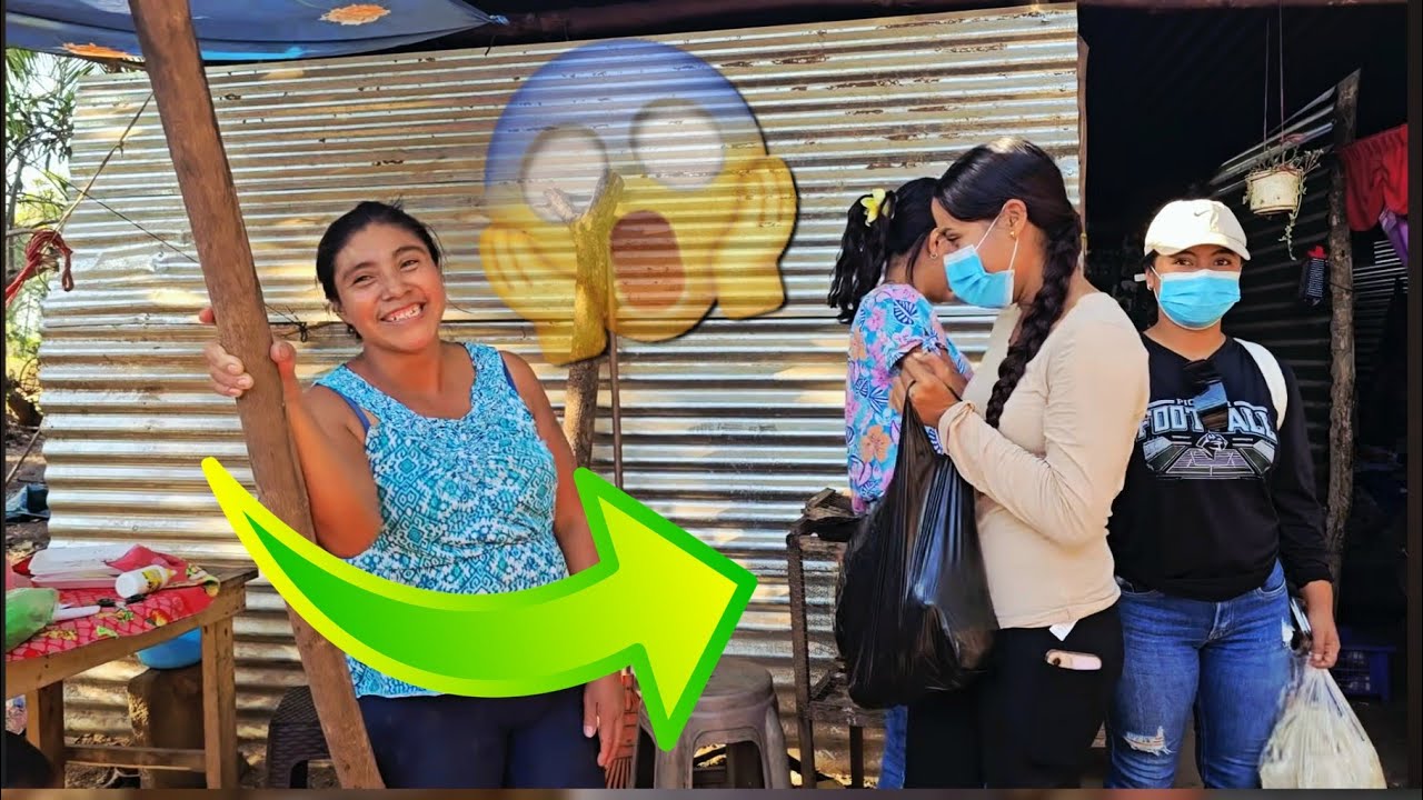 Celebrando El Cumpleaños de doña Marivel Humildemente