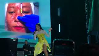 Yura Yunita  Tutur Batin at Kerlap Kerlip Bsd Tangsel