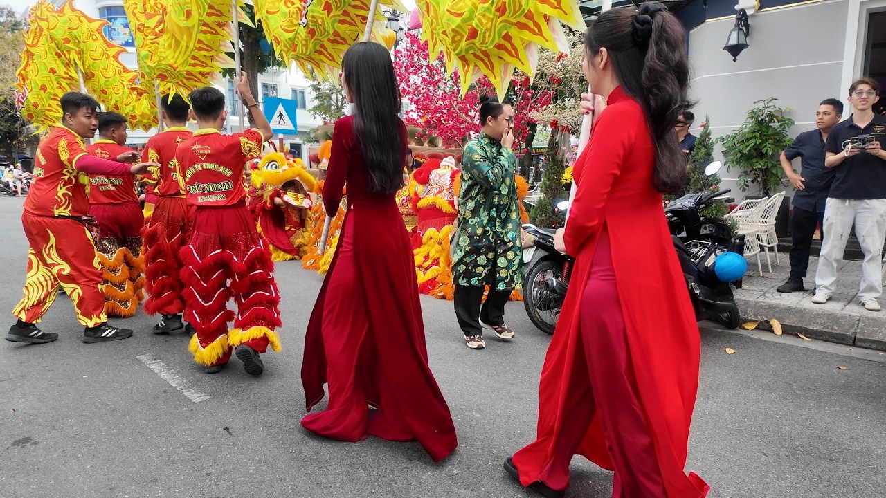 22-2-2026 Mồng 6 múa lân khai trương