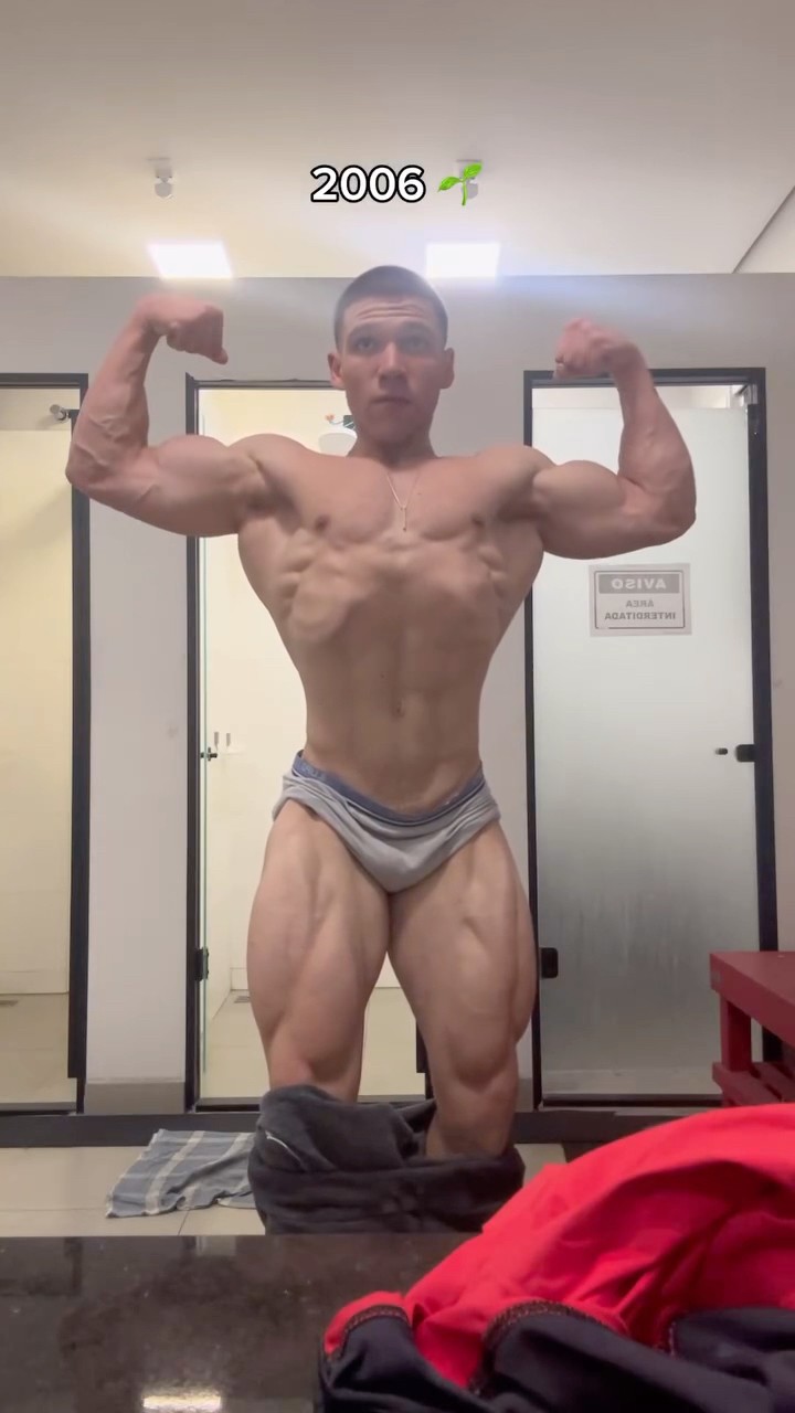 18 ANOS COM ESSE SHAPE ??? #natural #bodybuilding #academia #shape
