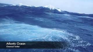Ships in Storms   10+ TERRIFYING MONSTER WAVES, Hurricanes & Thunderstorms at Sea