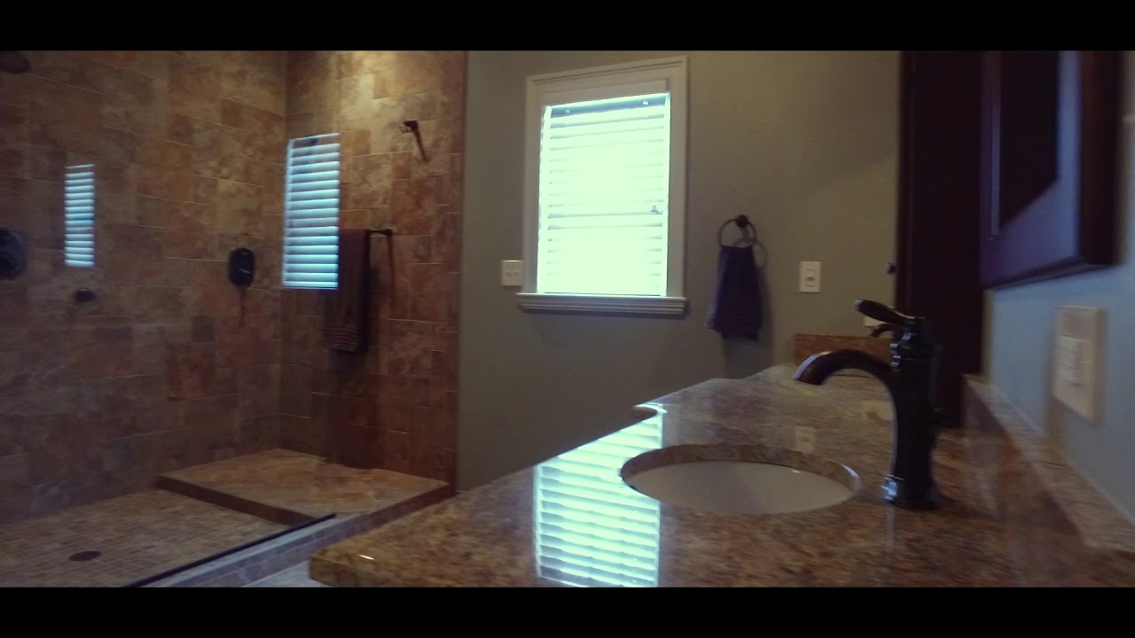 400 Holiday Drive, Lake Holiday, IL WATERFRONT HOME FOR SALE! YouTube