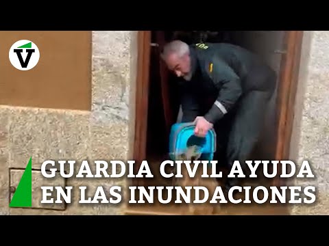 Así ayuda la Guardia Civil a vecinos de localidades de Badajoz tras las fuertes lluvias